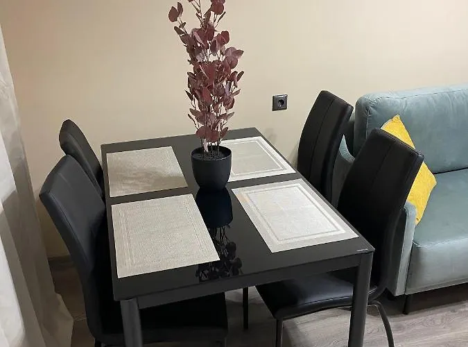 Moderns, Gaiss, Plass! A++ 3 Istabu Dzivoklis リガ