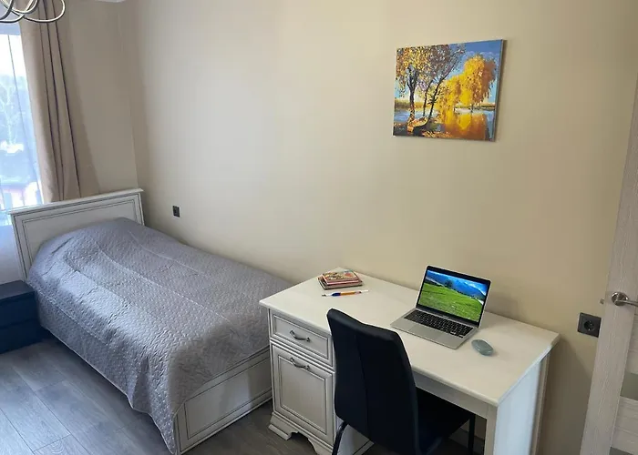 アパート Moderns, Gaiss, Plass! A++ 3 Istabu Dzivoklis リガ