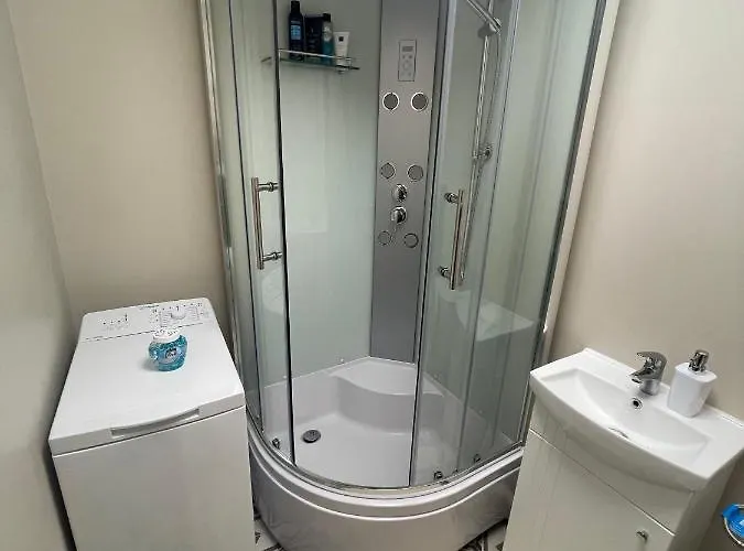 Moderns, Gaiss, Plass! A++ 3 Istabu Dzivoklis *